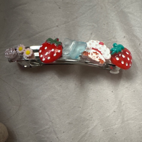 Hair clip - Picture 1 of 2